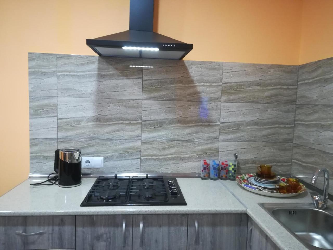Апартаменты 12 Maksim Gorki Street Тбилиси Экстерьер фото